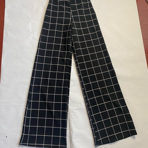 Black And white flared dress pants - Picture 4 of 6